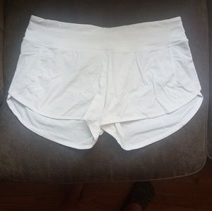 Lululemon speed up short 4"